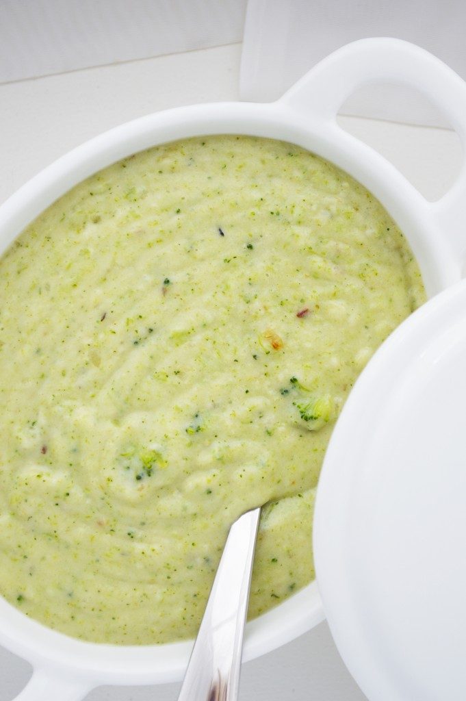 One thing I have missed since I have gone dairy free is eating creamy soups.   Here is a great recipe for a Creamy Vegan Broccoli Soup that is both Dairy Free & Gluten Free.  