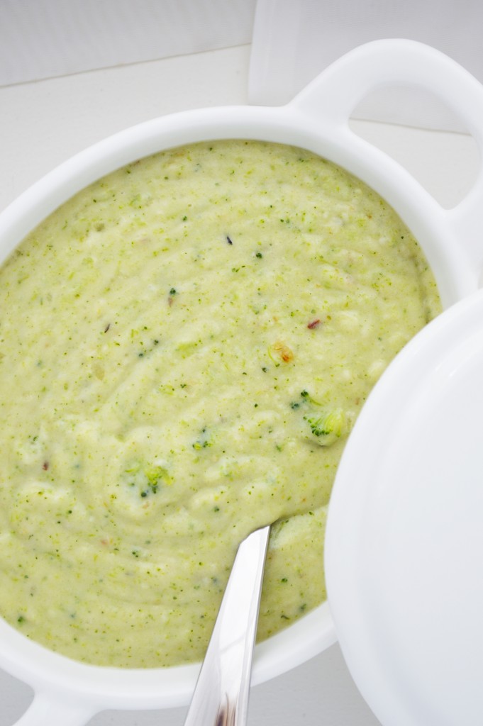 One thing I have missed since I have gone dairy free is eating creamy soups.   Here is a great recipe for a Creamy Vegan Broccoli Soup that is both Dairy Free & Gluten Free.  