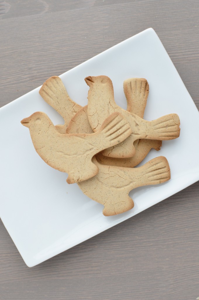 Are you a cookie lover but find it hard to find a good gluten free cookie recipe that will hold up for making cut shapes?  I love to make cookies for my grandkids.  These cut out cookies use coconut flour and makes very sweet cookies.  Check out the process below.   Then print off the recipe and give it a try!