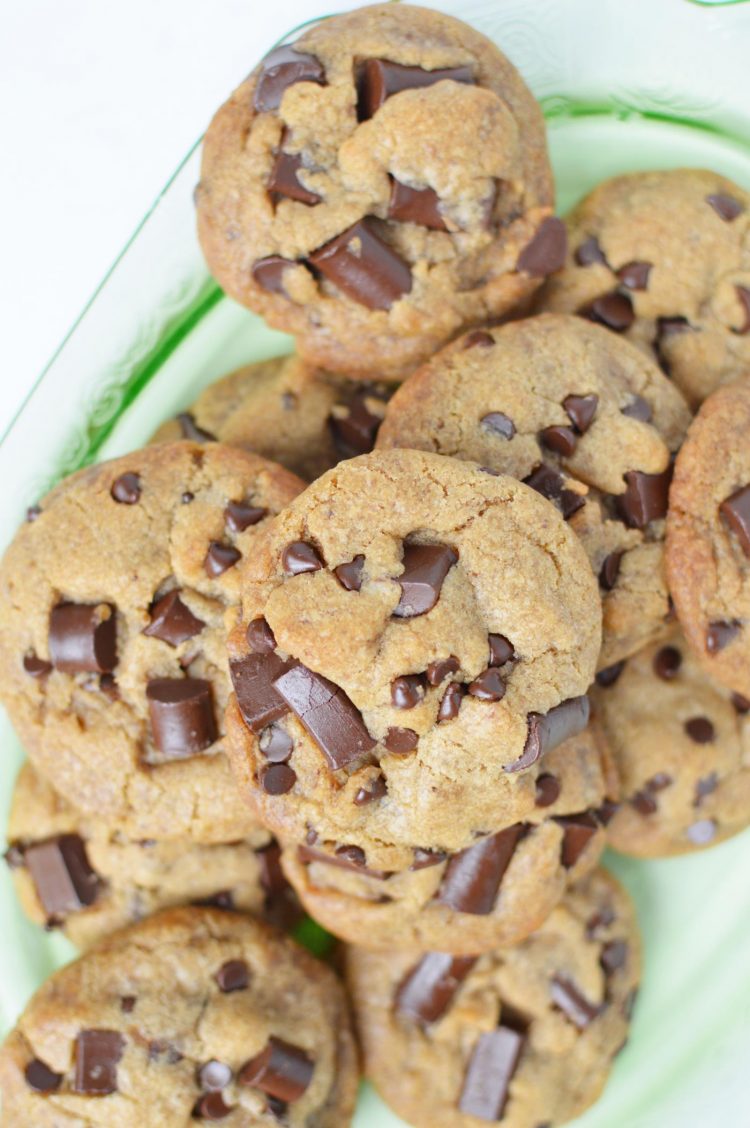 Mrs Field’s Knock Off Chocolate Chip Cookie